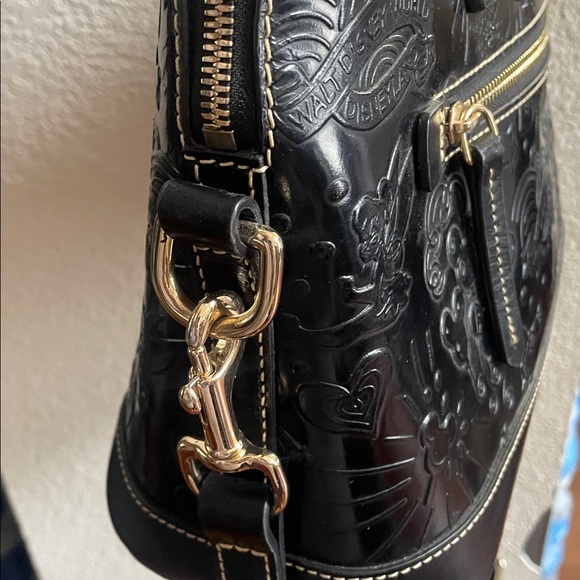 Disney Dooney & Bourke Black Embossed Leather Sketch Zip Satchel - Picture 8 of 8